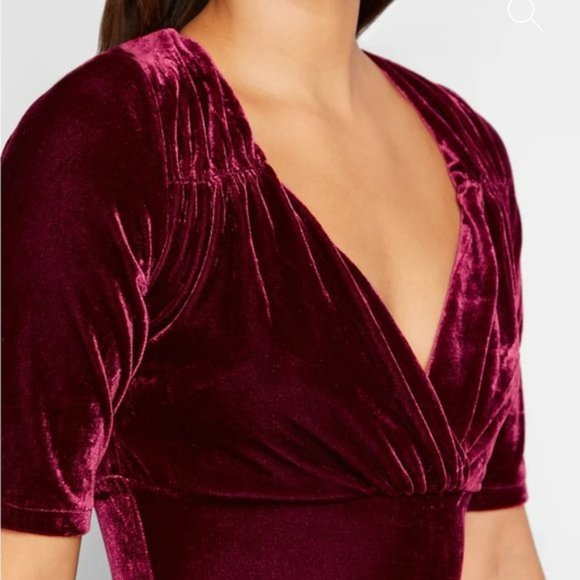 ModCloth x Collectif Vixen Match Velvet Dress - New With Tags - Picture 4 of 4